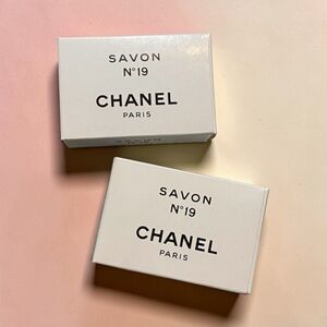 CHANEL Paris No.19 Soap Bundle of 2
